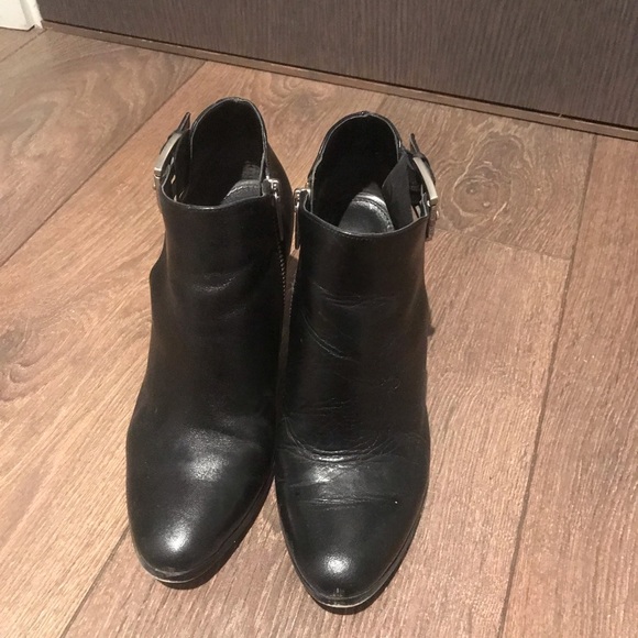 Michael Kors black ankle boots - size 6 - Picture 2 of 4